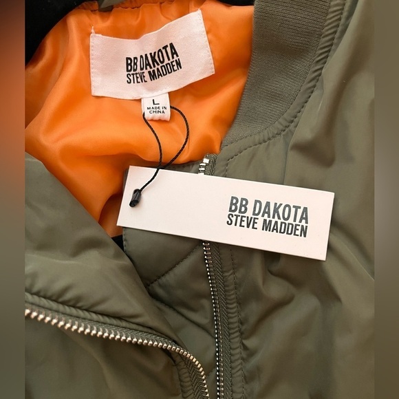 NWT BB Dakota Steve Madden Cargo Bomber Puffer Jacket Olive Green Sz L - Picture 3 of 5